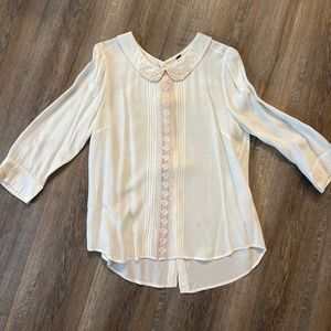Free People blouse with lace trim & collar
